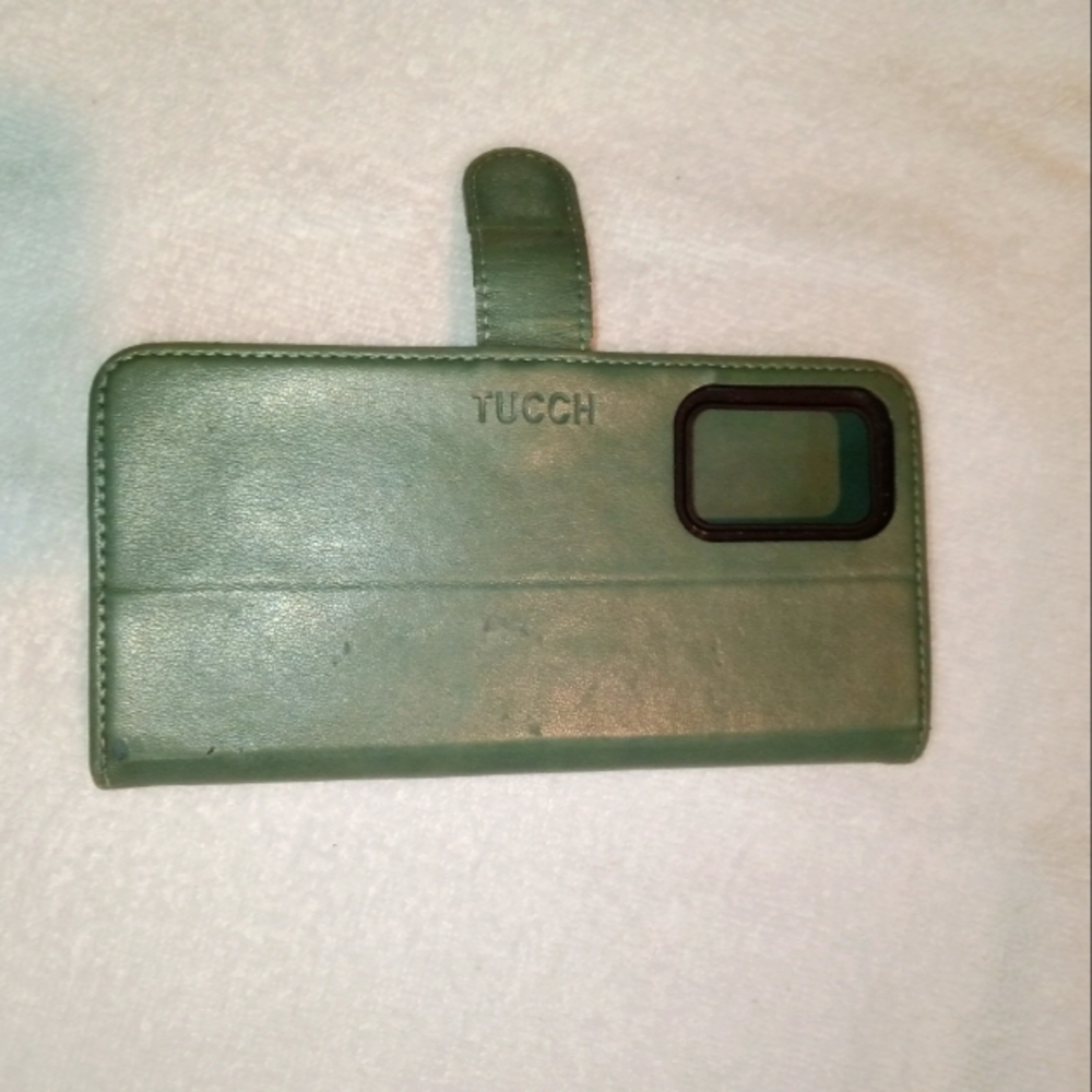 YUCCH GREEN MAGNETIC PHONE CASE